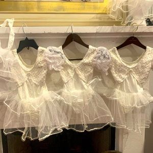 Bride costume with veil headband. Sz med